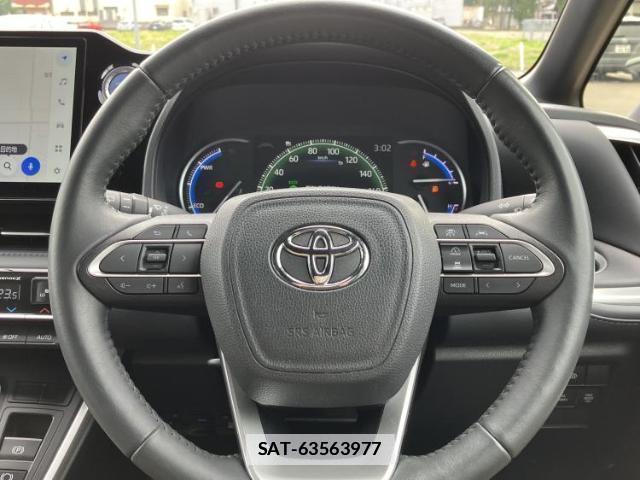Toyota VOXY 2023-07 7917112-13