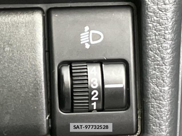 Suzuki WAGON R 2012-09 7916996-16