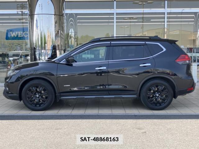 Nissan X-TRAIL 2017-07 7913832-1