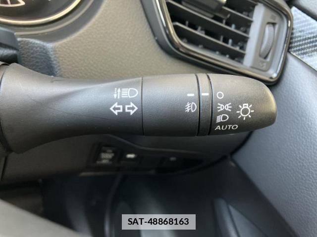 Nissan X-TRAIL 2017-07 7913832-16