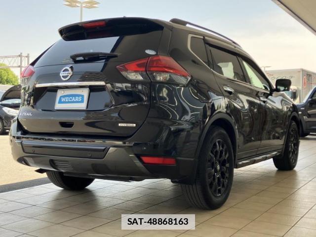 Nissan X-TRAIL 2017-07 7913832-2