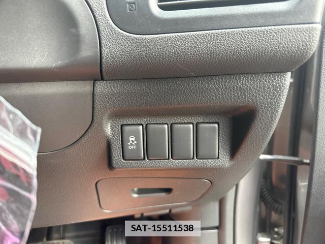 Nissan X-TRAIL 2013-08 7914163-8