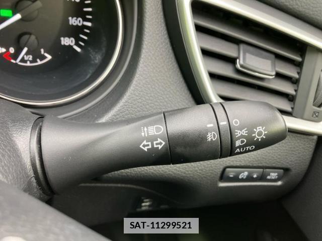 Nissan X-TRAIL 2017-04 7916802-14