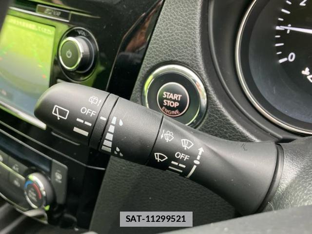 Nissan X-TRAIL 2017-04 7916802-15