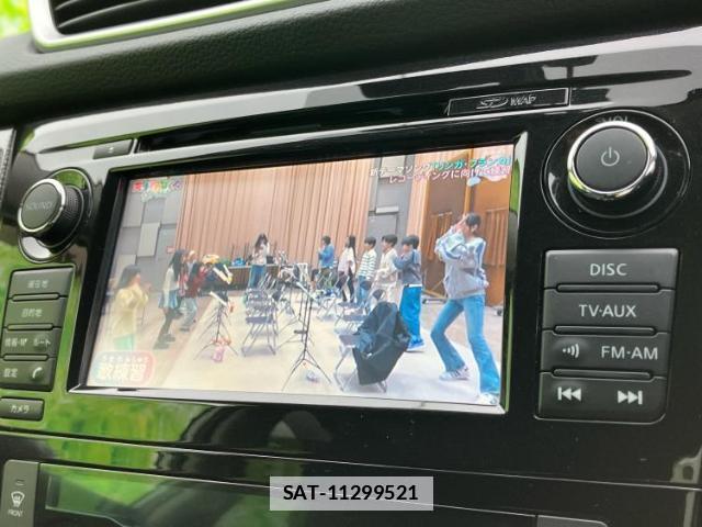 Nissan X-TRAIL 2017-04 7916802-9