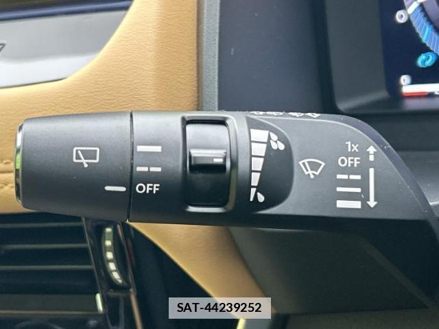 Nissan X-TRAIL 2023-08 7916916-14