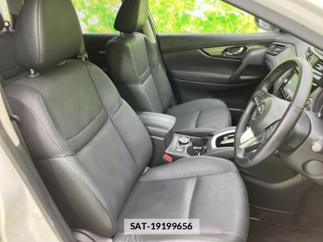 Nissan X-TRAIL 2018-05 7917100-3