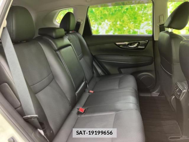 Nissan X-TRAIL 2018-05 7917100-4