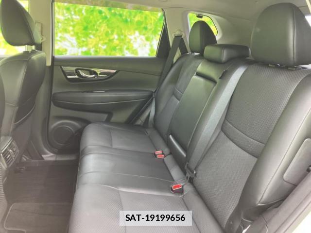 Nissan X-TRAIL 2018-05 7917100-6