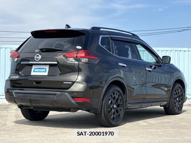 Nissan X-TRAIL 2017-06 7917102-2