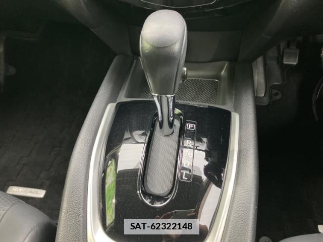 Nissan X-TRAIL 2017-07 7917209-16