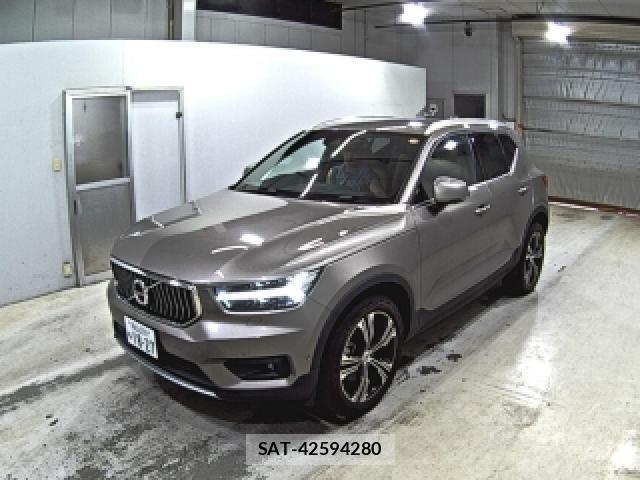 Volvo XC40 2021-09 7915430-3