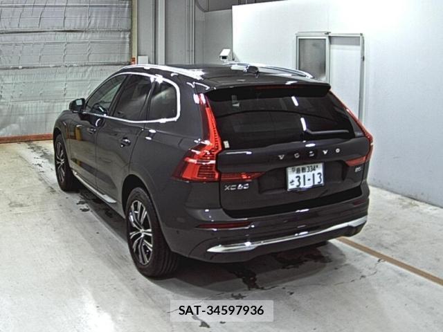 Volvo XC60 2021-10 7915428-1