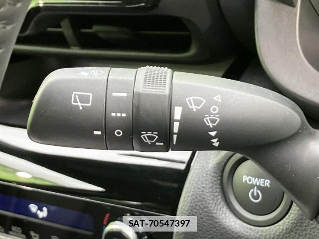 Toyota YARIS CROSS 2024-12 7913485-13
