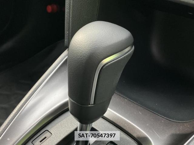 Toyota YARIS CROSS 2024-12 7913485-15
