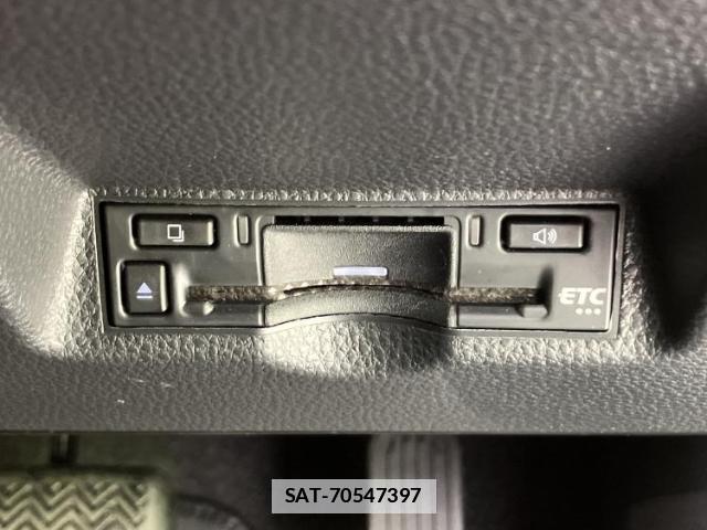 Toyota YARIS CROSS 2024-12 7913485-16