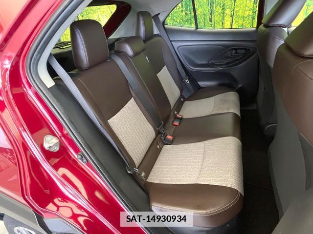 Toyota YARIS CROSS 2022-03 7913621-8