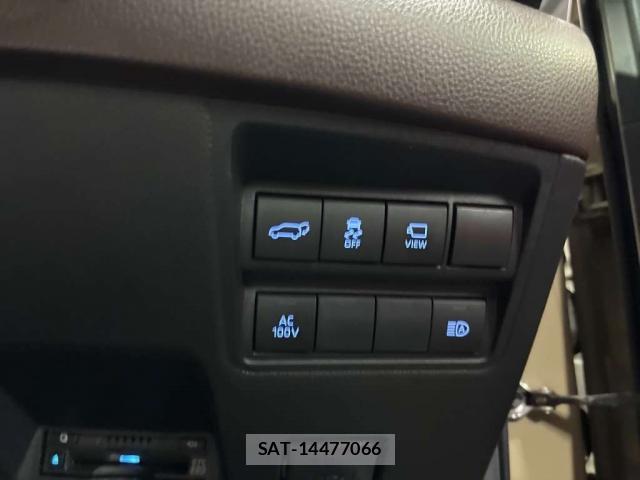 Toyota YARIS CROSS 2020-09 7915447-12