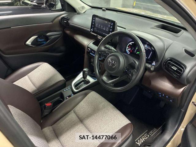 Toyota YARIS CROSS 2020-09 7915447-3
