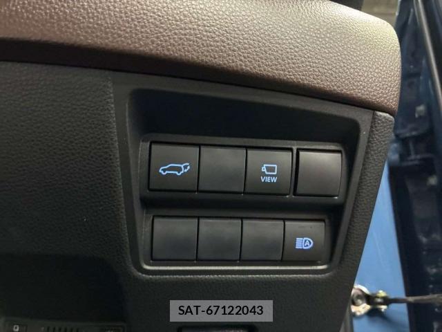 Toyota YARIS CROSS 2020-09 7915449-12