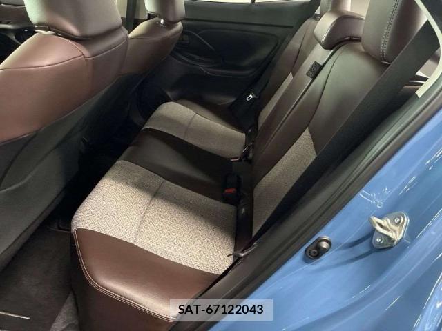 Toyota YARIS CROSS 2020-09 7915449-4