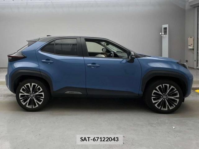 Toyota YARIS CROSS 2020-09 7915449-9