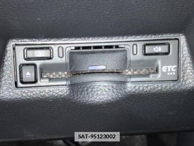 Toyota YARIS CROSS 2024-02 7917022-16