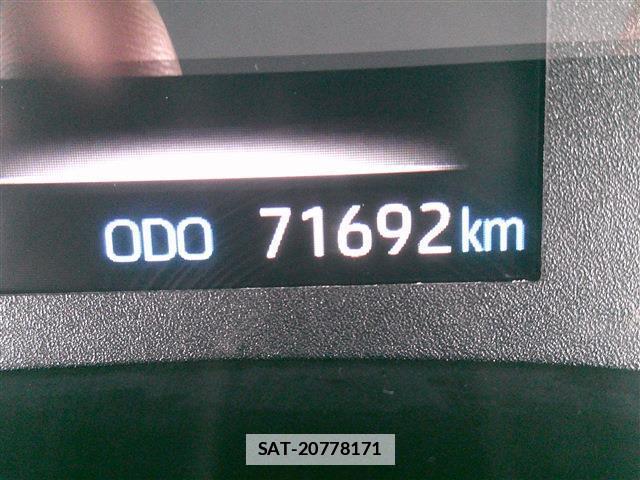 Toyota YARIS 2021-07 7914182-1