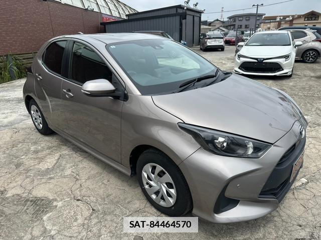 Toyota YARIS 2021-06 7915165-13