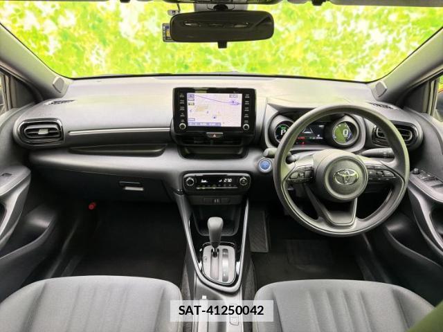 Toyota YARIS 2023-12 7916772-3