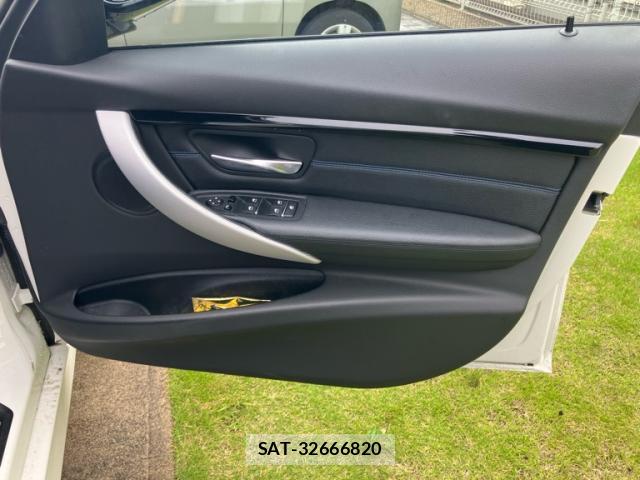 Bmw 3 SERIES 2018-02 7934710-11