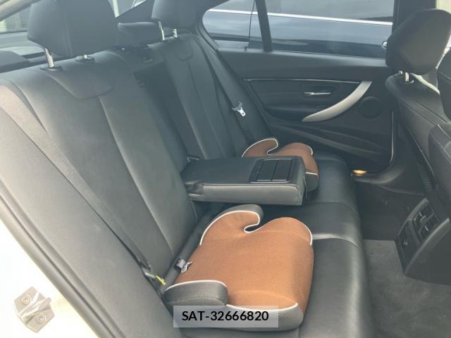 Bmw 3 SERIES 2018-02 7934710-17