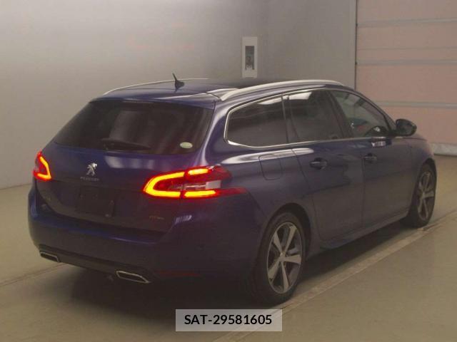 Peugeot 308 2019-06 7935994-1