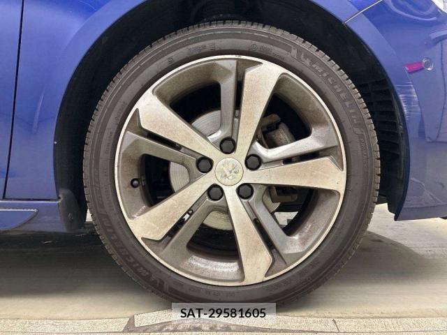 Peugeot 308 2019-06 7935994-9