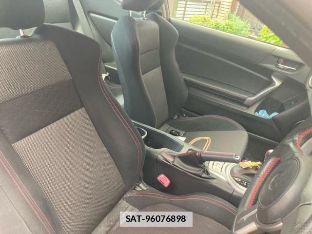 Toyota 86 2014-09 7933998-10