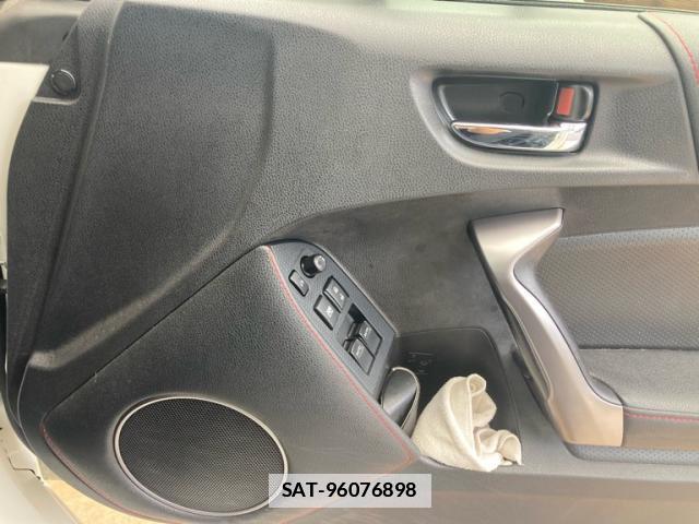 Toyota 86 2014-09 7933998-14