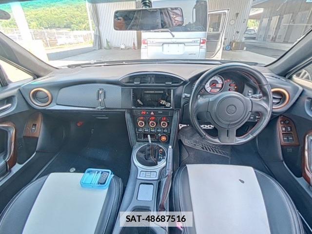 Toyota 86 2012-07 7934961-2