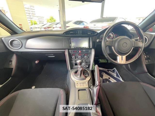 Toyota 86 2013-03 7936536-1