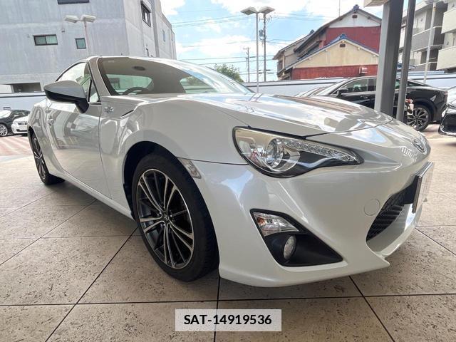 Toyota 86 2013-10 7936538-15