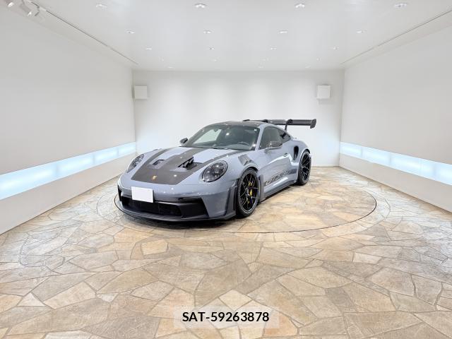 Porsche 911 2024-04 7936738-0