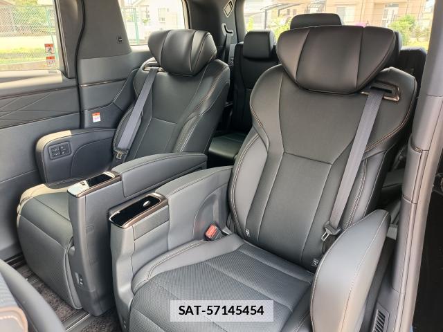 Toyota ALPHARD HYBRID 2026-05 7934017-18