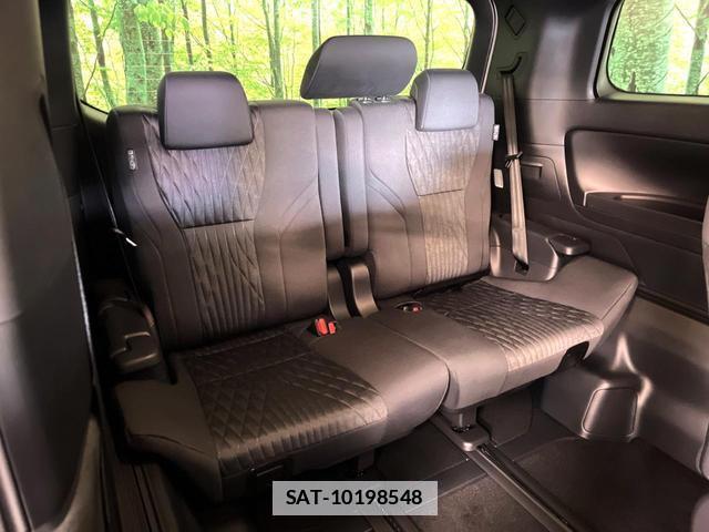 Toyota ALPHARD HYBRID 2025-06 7934519-18