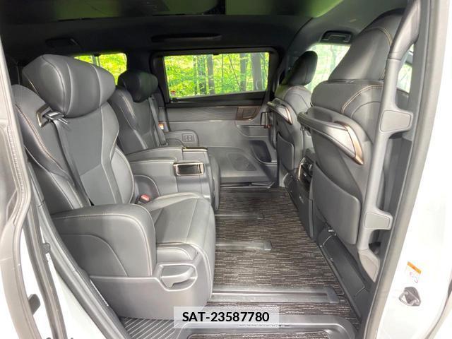 Toyota ALPHARD HYBRID 2023-11 7935243-8
