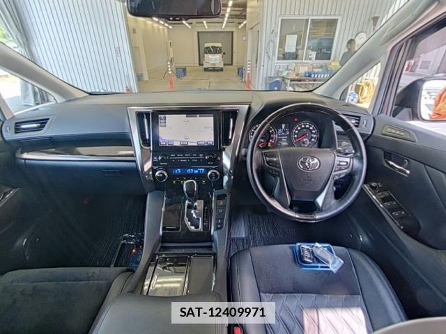 Toyota ALPHARD 2017-07 7934955-2