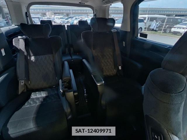 Toyota ALPHARD 2017-07 7934955-3