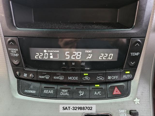 Toyota ALPHARD 2012-05 7935263-19