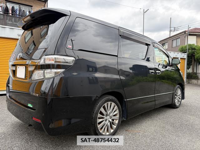 Toyota ALPHARD 2015-01 7935746-13