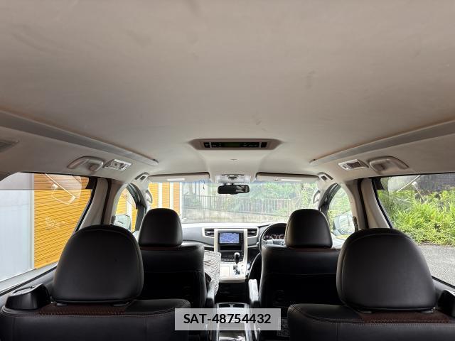 Toyota ALPHARD 2015-01 7935746-16