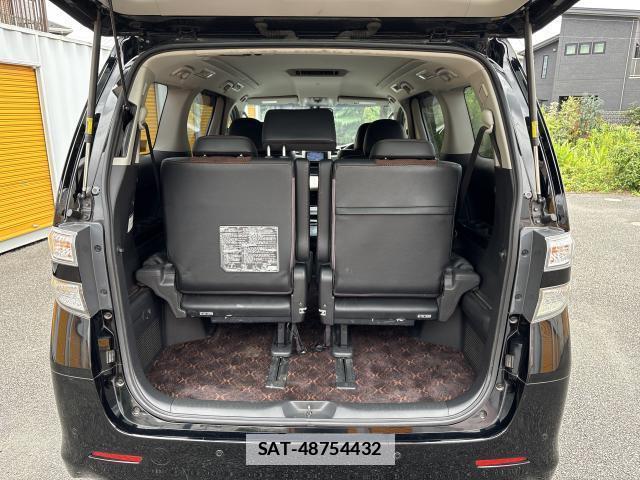 Toyota ALPHARD 2015-01 7935746-18