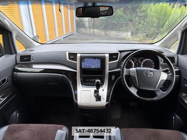 Toyota ALPHARD 2015-01 7935746-2